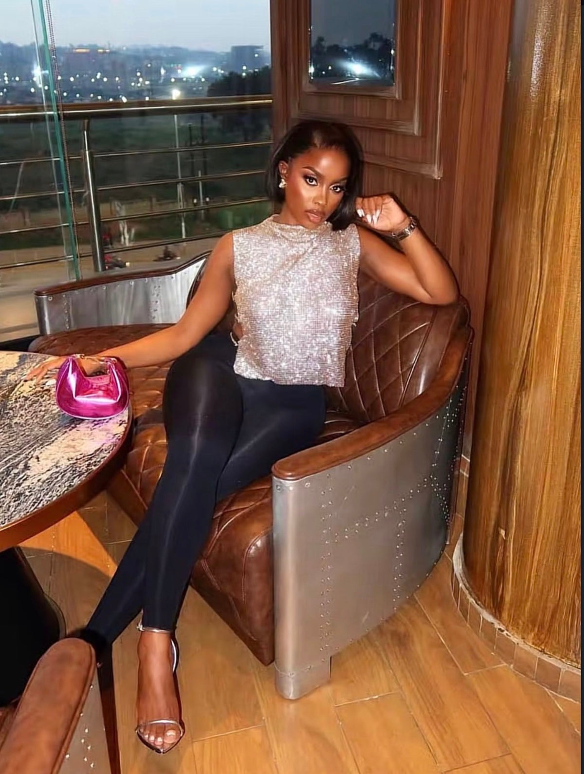 Diamond cut top
