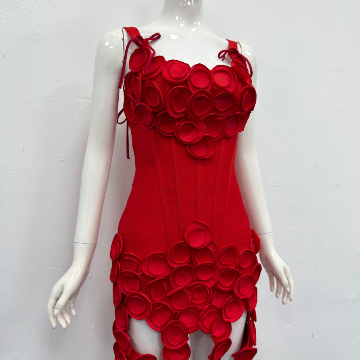 Circle cut-out bandage dress